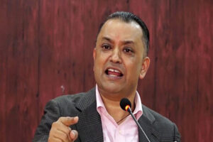 पेट्रोलियम ऐन र इन्धनमुक्त देश बनाउन आजैबाट पहल गरौँ : गगन थापा पेट्रोलियम ऐन र इन्धनमुक्त देश बनाउन आजैबाट पहल गरौँ : गगन थापा