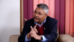 मूल्यवृद्धिमा सरकार रमिते बन्यो : गोकुल बाँस्कोटा मूल्यवृद्धिमा सरकार रमिते बन्यो : गोकुल बाँस्कोटा