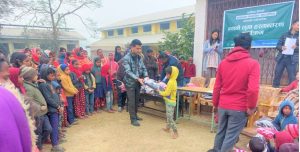 पर्सागढी ५ स्थित दुई विद्यालयलाई सानिमा बैंकको सहयोग
