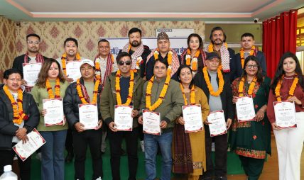 इनास नेपालमा १७ सदस्यीय नयाँ कार्यसमिति अध्यक्षमा निर्देशक ऋषि लामिछाने