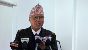 हानिकारक वस्तुहरुको प्रवेशलाई न्यून गर्न नीति आवश्यक : अर्थमन्त्री