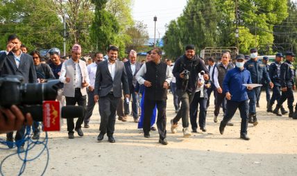 भृकुटीमण्डपमा भाडा नतिर्ने २० वटा कार्यालयमा तालावन्दी (तस्विरहरु)