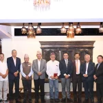 पूर्वअर्थमन्त्रीसँग आगामी बजेटका लागि वाग्लेले गरे छलफल