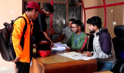 बागमती किनार अतिक्रमण हटाउने अभियान : १,८१६ परिवार सम्पर्कमा, ७९४ जना होल्डिङ सेन्टरमा स्थानान्तरण