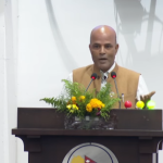 प्रि–बजेट छलफलमा अर्थमन्त्री अनुपस्थित भएकोमा सांसद सिंहको असन्तुष्टिः ‘नयाँको नाममा सबै परम्परा नभत्काऔँ’