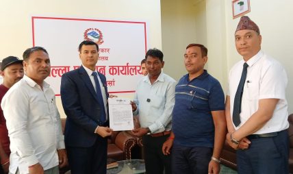 आइतबारको बिदा कटौती अभिभावकको माग