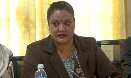 न्यायको लागि कतिन्जेल सडकमा लड्ने ? : रचना खतिवडा