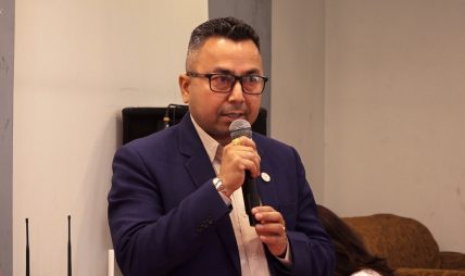 सेकेन्ड ह्यान्ड मोबाइलको कारोबारलाई बजेटमार्फत वैध बनाइयोस :रमेश घिमिरे