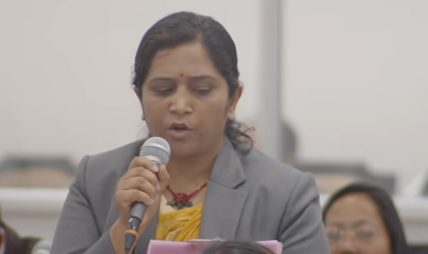 राजनीति गर्ने भए ‘ब्लाक कोट’ फुकाल्नुस्, हामी तयार छौँ: सांसद समीक्षा बाँस्कोटा