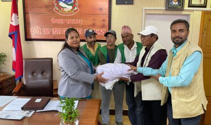 चुरे संरक्षणका लागि मेची–महाकाली अभियानको हस्ताक्षर मन्त्रीलाई बुझाइयो