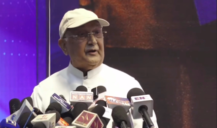 हामी लडेका छौँ, मरेका होइनौँ, फेरि उठेर प्रतिगमनलाई पराजित गर्छौँ : केपी ओली