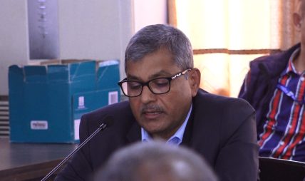 राष्ट्र बैंकको स्वायत्तता कमजोर हुनेगरी हस्तक्षेप नगर्न सुझाव राष्ट्र बैंकको स्वायत्तता कमजोर हुनेगरी हस्तक्षेप नगर्न सुझाव