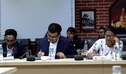श्रम ऐन सबै पक्षको अपनत्व हुने गरी संशोधन गरिनेछ :मन्त्री यादव