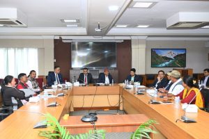सरकारी वार्ता टोली र लघुवित्तपीडित संघर्ष समितिबिच वार्ता हुने सरकारी वार्ता टोली र लघुवित्तपीडित संघर्ष समितिबिच वार्ता हुने