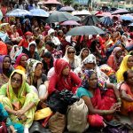 लघुवित्त पीडित भन्छन् : ऋण तिर्न तीनवटा ट्याक्टर बेचिसकें, अब त बाँच्नै मन छैन लघुवित्त पीडित भन्छन् : ऋण तिर्न तीनवटा ट्याक्टर बेचिसकें, अब त बाँच्नै मन छैन