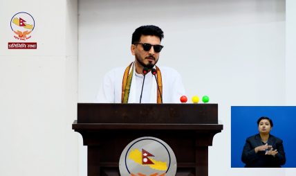 आत्मदहका घटनाको पछाडि आर्थिक र सामाजिक समस्या छन् : पूर्वाधारमन्त्री लम्साल