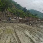 बिपी राजमार्ग : अत्यधिक सवारीचाप, खराब सडक र उर्लँदो खोलाको जोखिमपूर्ण यात्रा बिपी राजमार्ग : अत्यधिक सवारीचाप, खराब सडक र उर्लँदो खोलाको जोखिमपूर्ण यात्रा